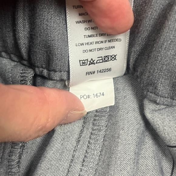 FIGS Women’s Technical Scrub Pants Jogger Size Small Gray PO 1674 - Picture 9 of 12